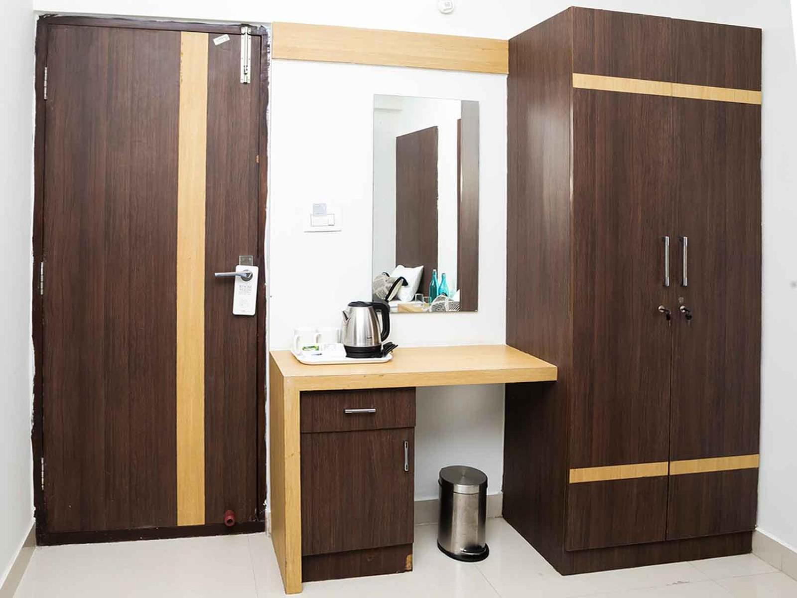 Z Express Enzyme Hotel Bangalore Eksteriør billede